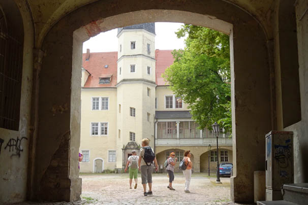 KT2512